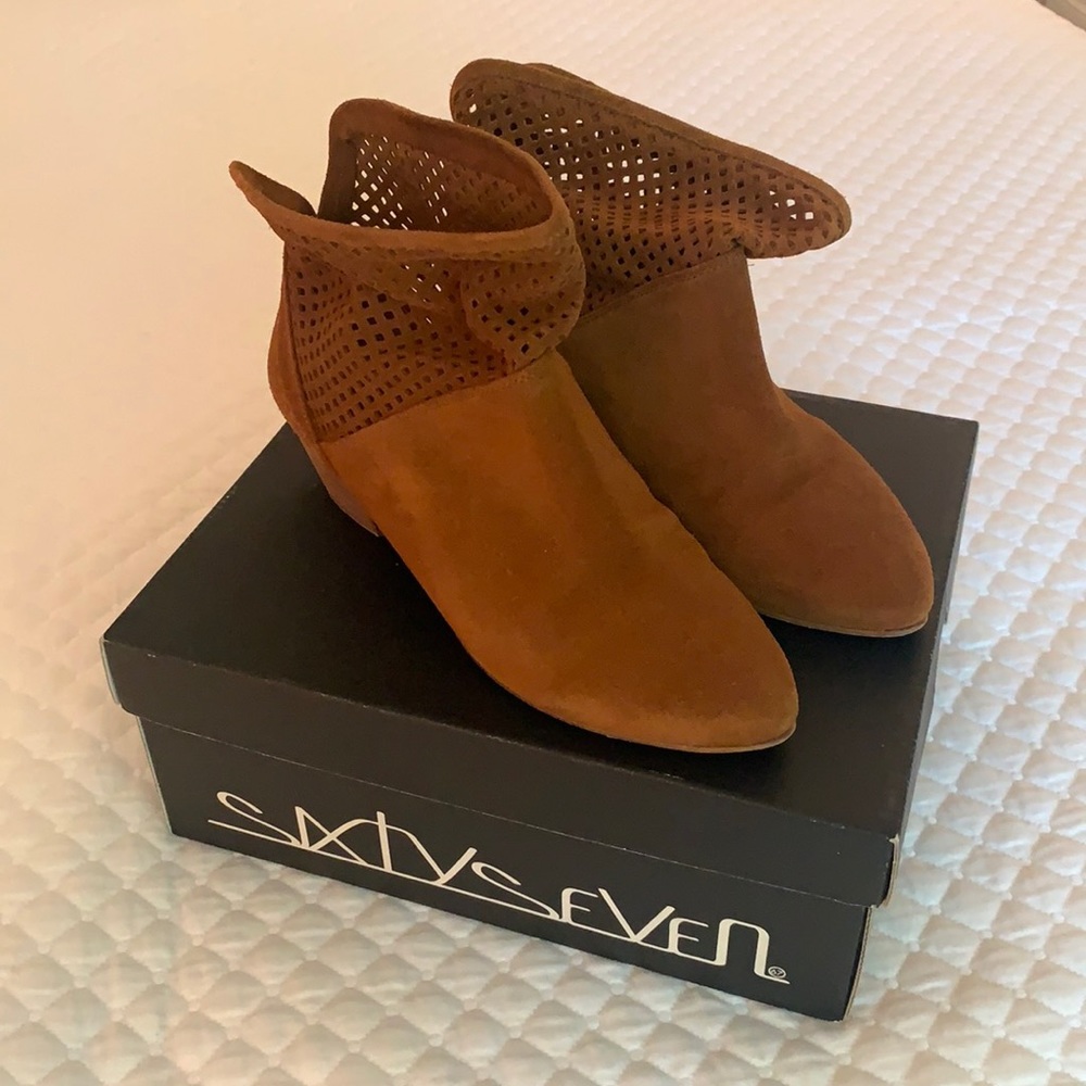 SIXTYSEVEN suede ankle booties